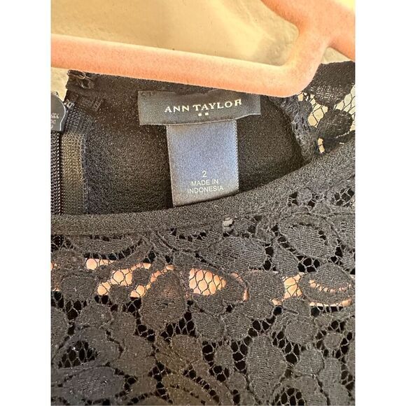Ann Taylor Black Lace Top Peplum Blouse Size 2 - Picture 2 of 6
